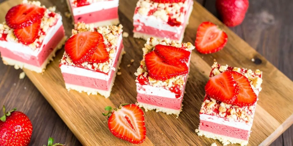 Best Vanilla Ninja Creami Healthy Recipes 1 strawberry shortcake ice cream bars on wooden board