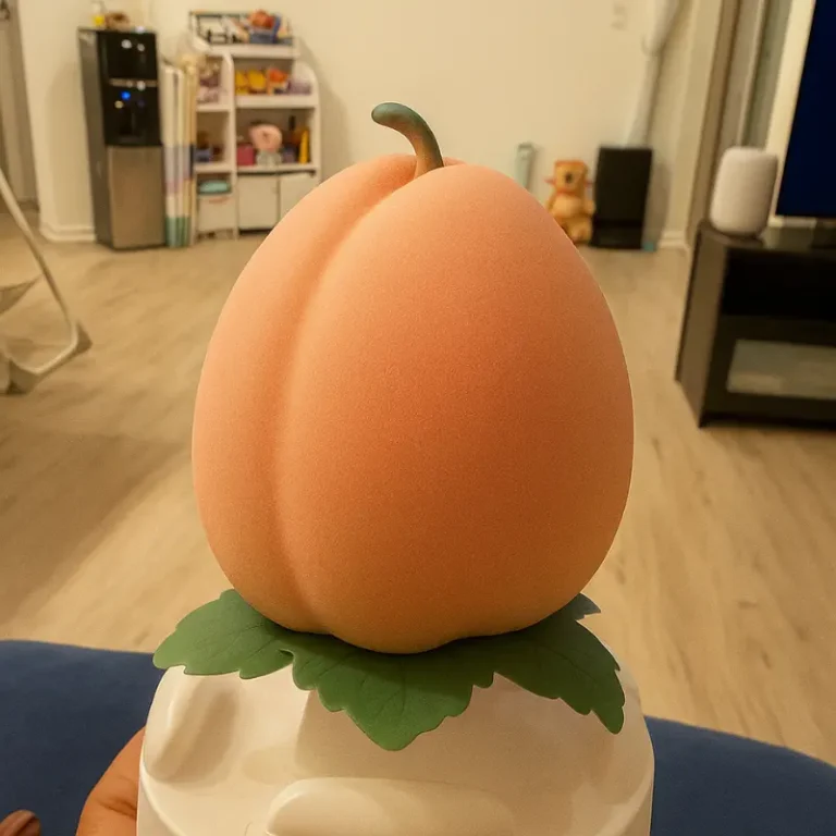 Viral Peach Ice Cream Recipe 19 viral peach ice cream bar placed on top of a white lid